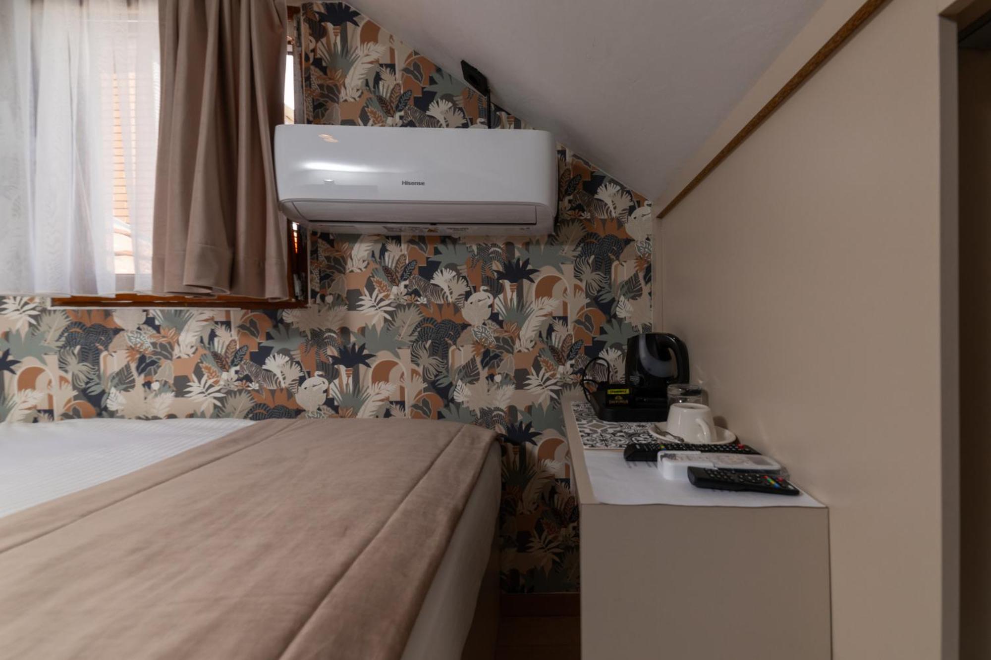 Hotel Ma Belle Pristina Esterno foto