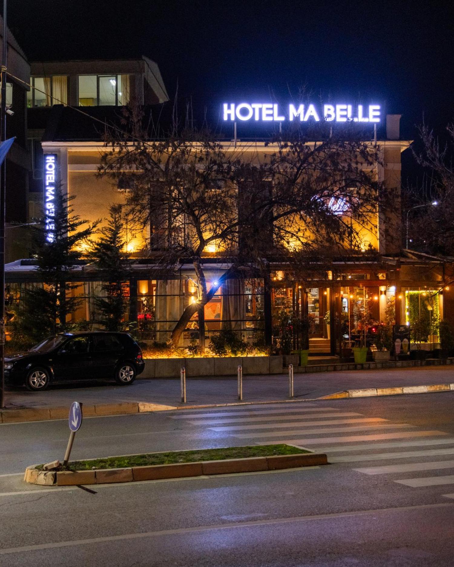 Hotel Ma Belle Pristina Esterno foto